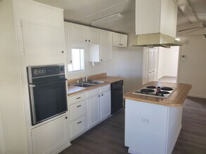 705 Citrus St in Bullhead City, AZ - Foto de edificio - Building Photo