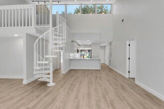 6680 Thornhill Ct in Boca Raton, FL - Building Photo - Building Photo