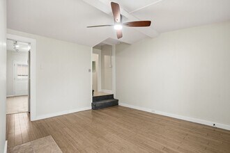 333 Orwell Way in Pittsburgh, PA - Building Photo - Building Photo