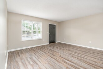 Worthington Green in Westerville, OH - Foto de edificio - Interior Photo