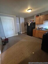11 Akron St, Unit 2 in Boston, MA - Building Photo - Building Photo
