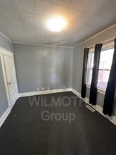 1106 N Gale St in Indianapolis, IN - Foto de edificio - Building Photo