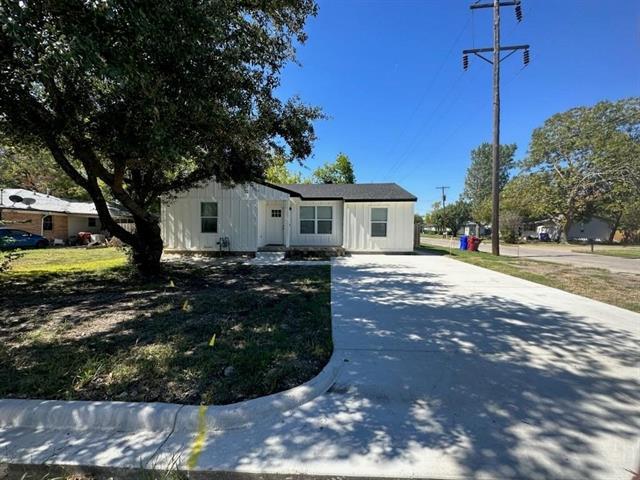 917 Live Oak St in Royse City, TX - Foto de edificio - Building Photo