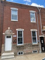 2552 E Clearfield St