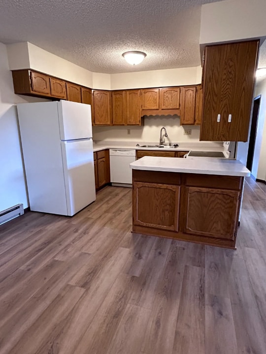 5140 Seventh St in Goodview, MN - Building Photo