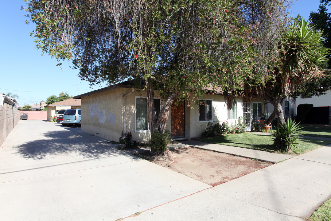 531-541 Weber St in Pomona, CA - Building Photo