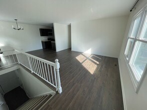 231 Sunset Ct in Vernon Hills, IL - Building Photo - Building Photo