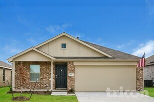 707 Odlozil Ln in Ennis, TX - Building Photo