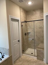 18231 Willow Edge Dr in Tomball, TX - Building Photo - Building Photo