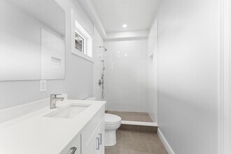 23 Dewolf St, Unit 2 in Boston, MA - Building Photo - Building Photo