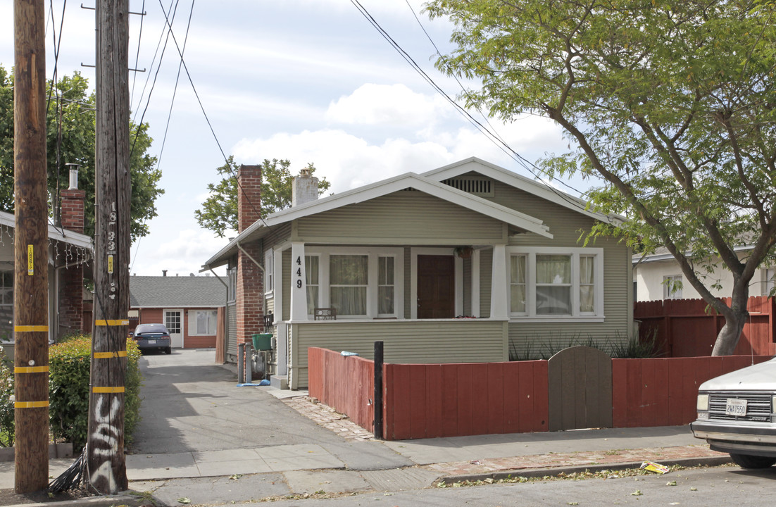 449 Lincoln Ave in Redwood City, CA - Building Photo