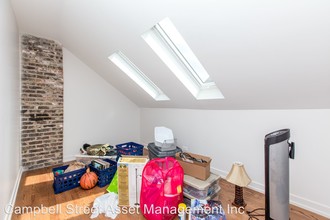 1008 W 18th St-Unit -Unit 303 in Chicago, IL - Building Photo - Building Photo