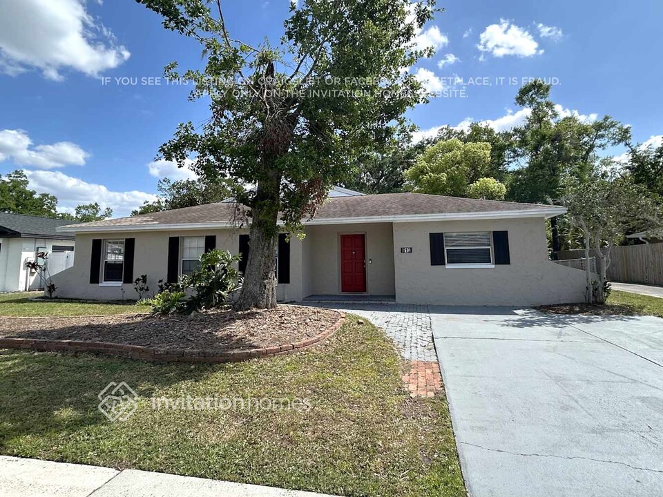 613 Huntington St in Brandon, FL - Building Photo