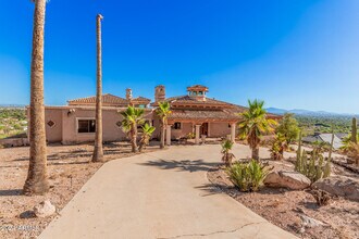 5601 E Wonderview Rd in Phoenix, AZ - Building Photo - Building Photo