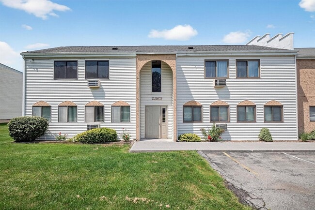 property at 16 Scarborough Ln