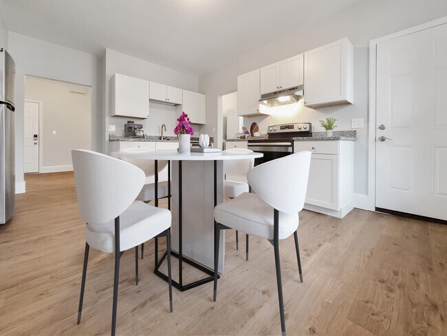 property at 21 Rowell St