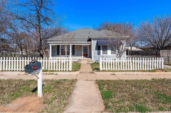 1518 N 17th St in Abilene, TX - Building Photo - Building Photo