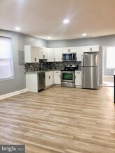 417 N Salford St in Philadelphia, PA - Building Photo - Building Photo