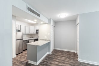 Gateway Apartments in Richmond, VA - Foto de edificio - Interior Photo