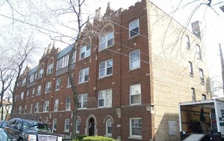 857 W Webster St Apartments