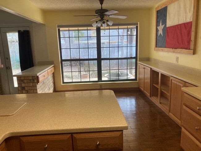 2929 Cresthaven Dr in Grapevine, TX - Building Photo - Building Photo