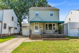 21670 Wilmore Ave in Euclid, OH - Building Photo