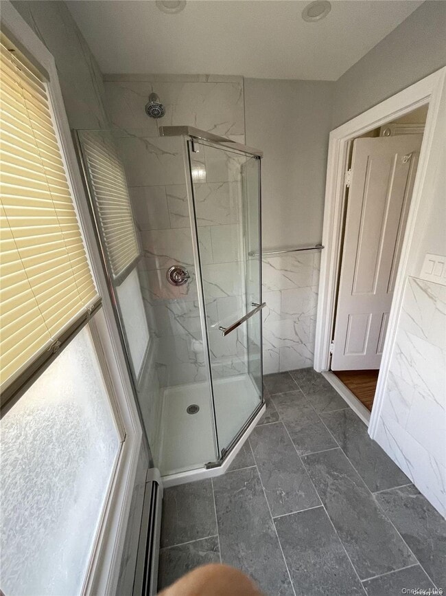 84 Walnut St in Lynbrook, NY - Building Photo - Building Photo