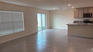 3288 Silver Date Dr in Wimauma, FL - Building Photo - Building Photo