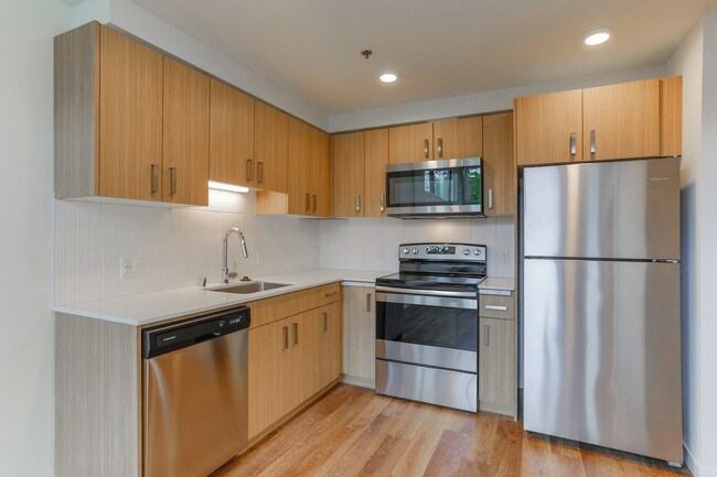 Zella Apartments in Seattle, WA - Foto de edificio - Interior Photo