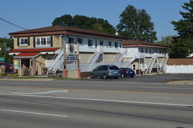 1039 Sheridan Rd in Winthrop Harbor, IL - Foto de edificio