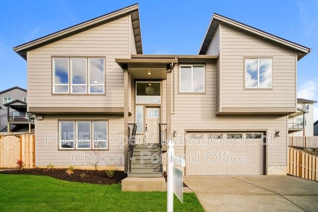 property at 2659 NE Justus Ave