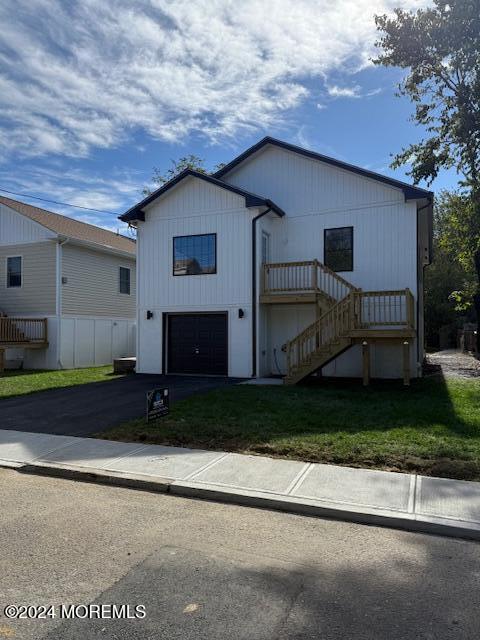 58 Oak St in Keansburg, NJ - Building Photo