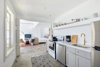 2317 N Rampart St in New Orleans, LA - Building Photo - Building Photo