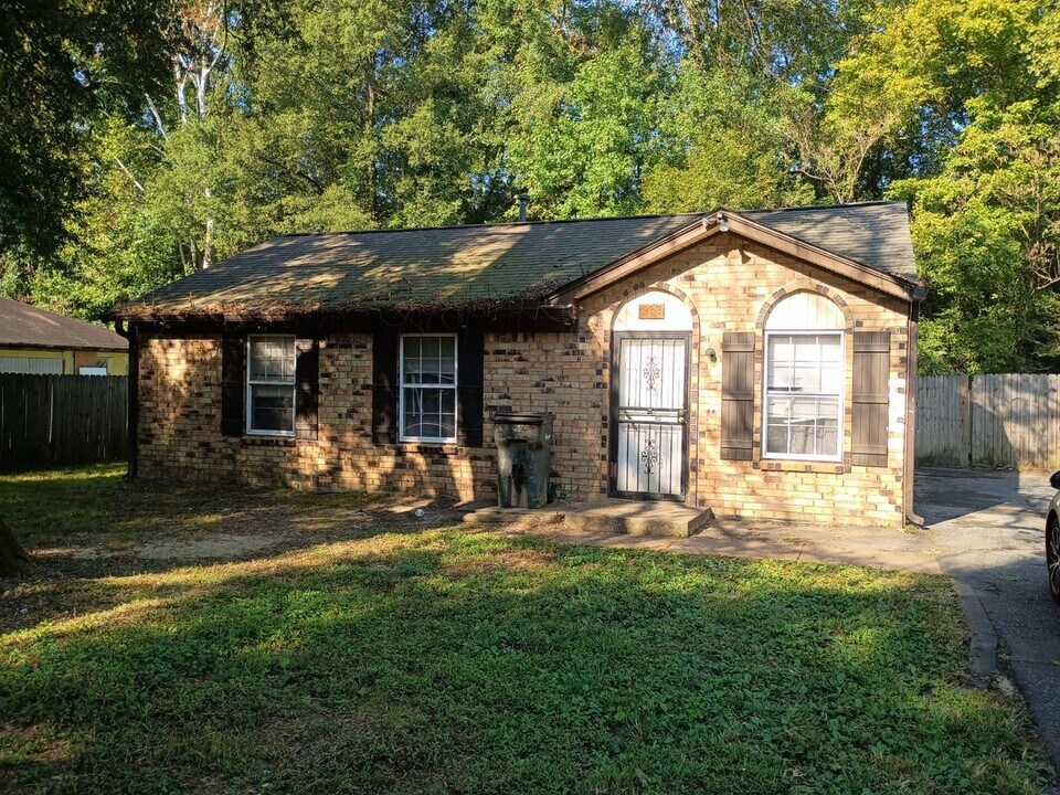 593 Northaven Dr in Memphis, TN - Building Photo