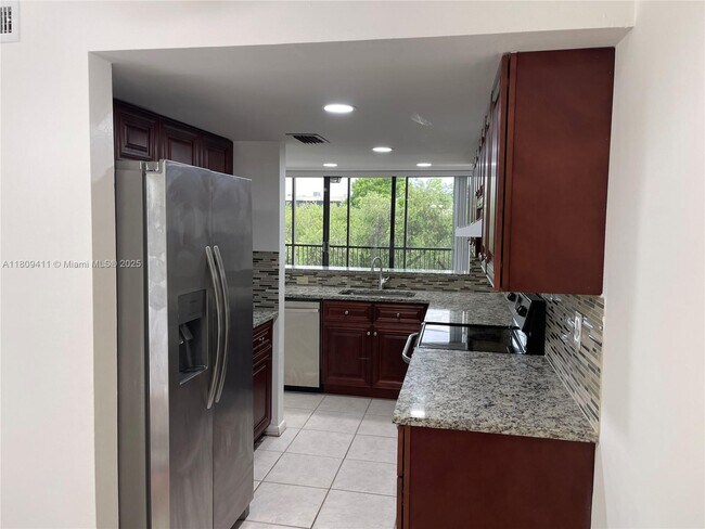 2961 SW 87th Ave in Davie, FL - Building Photo - Building Photo