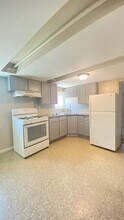 4933 W Schubert Ave in Chicago, IL - Building Photo - Building Photo