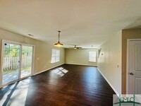 651 Hogan Dr in Richmond Hill, GA - Building Photo - Building Photo