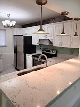 7480 NW 17th St in Plantation, FL - Building Photo - Building Photo