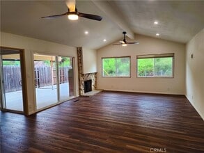 2523 Deerpark Dr in Fullerton, CA - Foto de edificio - Building Photo