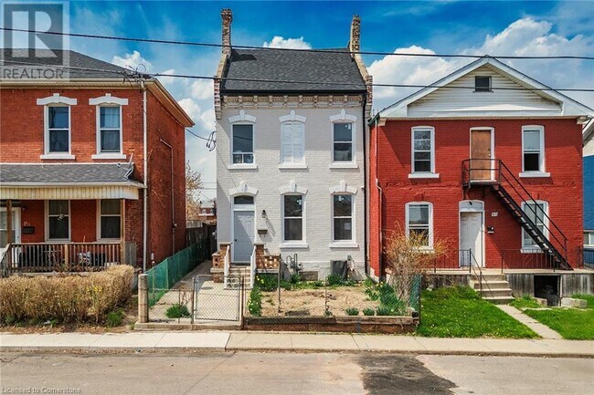 property at 125 Cathcart St