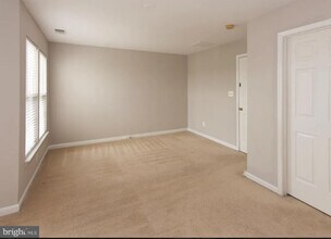 25334 Sweetness Terrace in Aldie, VA - Building Photo - Building Photo