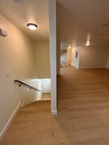 6210 Brynhurst Ave in Los Angeles, CA - Building Photo