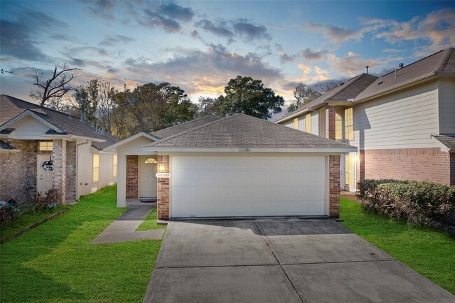 property at 15431 Bammel Fields Ct