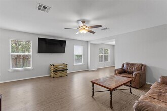 3508 Sandy Brook Dr in Round Rock, TX - Building Photo - Building Photo