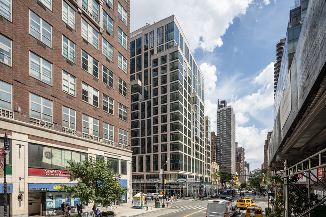 1289 Lexington in New York, NY - Building Photo - Building Photo