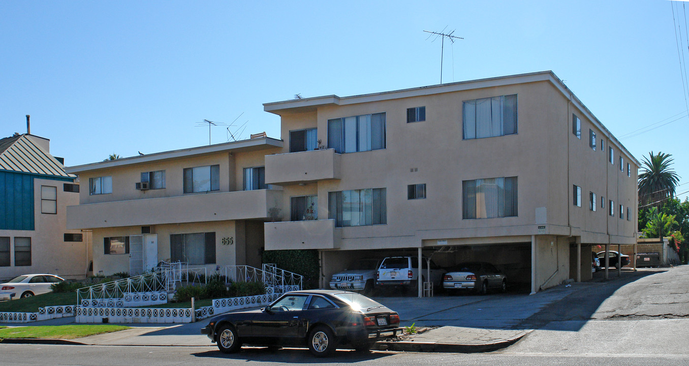 Melodie Manor in Los Angeles, CA - Building Photo