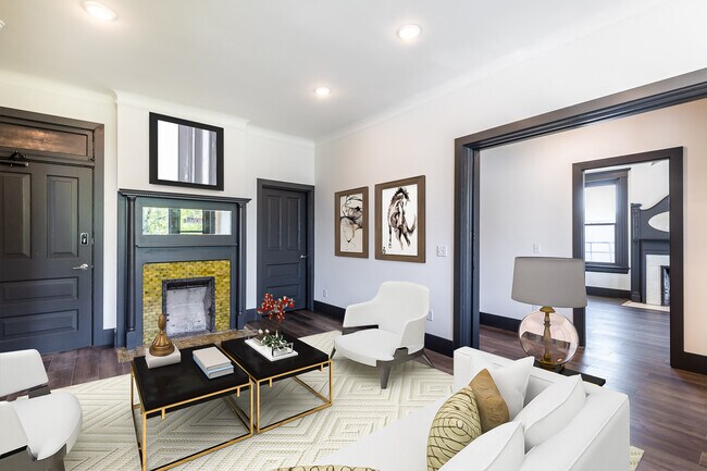 728 E McMillan St, Unit 4 in Cincinnati, OH - Building Photo - Building Photo