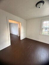 1368 Roslyn Ave SW in Canton, OH - Building Photo - Building Photo