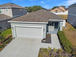 1229 Forest Gate Cir in Haines City, FL - Building Photo - Building Photo