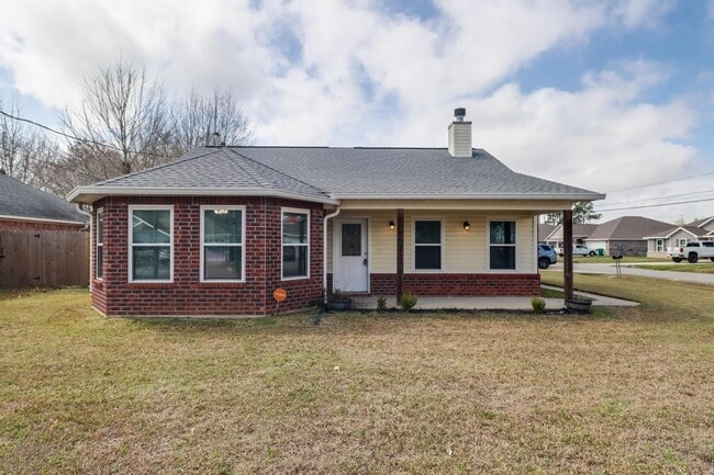 property at 8709 Palmetto Dr